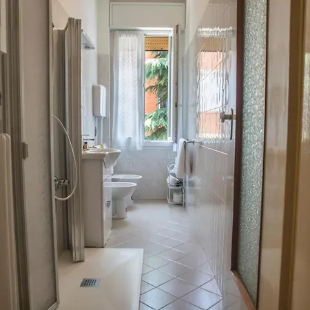 Fly House Bologna...un Al Volo * Bologne