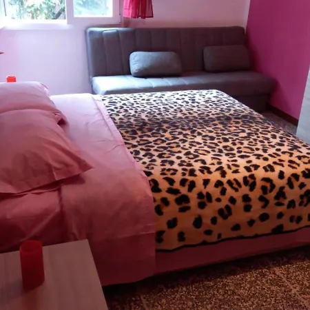 Fly House Bologna...un Al Volo * בולוניה